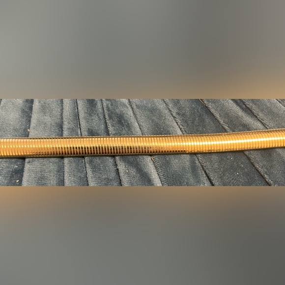 Vntge Metal Gold chain Snake Belt Elastic Oval. BuckleStretch Fashion 27’ Small - Picture 6 of 8